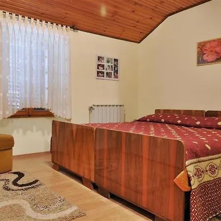 Maria Di Torre With Private Pool Near Porec 4 Km From The Sea Dom wakacyjny Tar-Vabriga