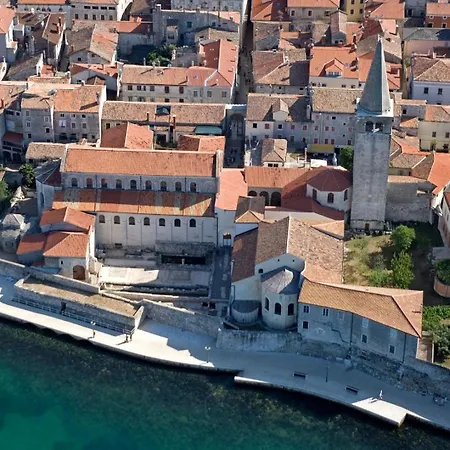 Dom wakacyjny Maria Di Torre With Private Pool Near Porec 4 Km From The Sea